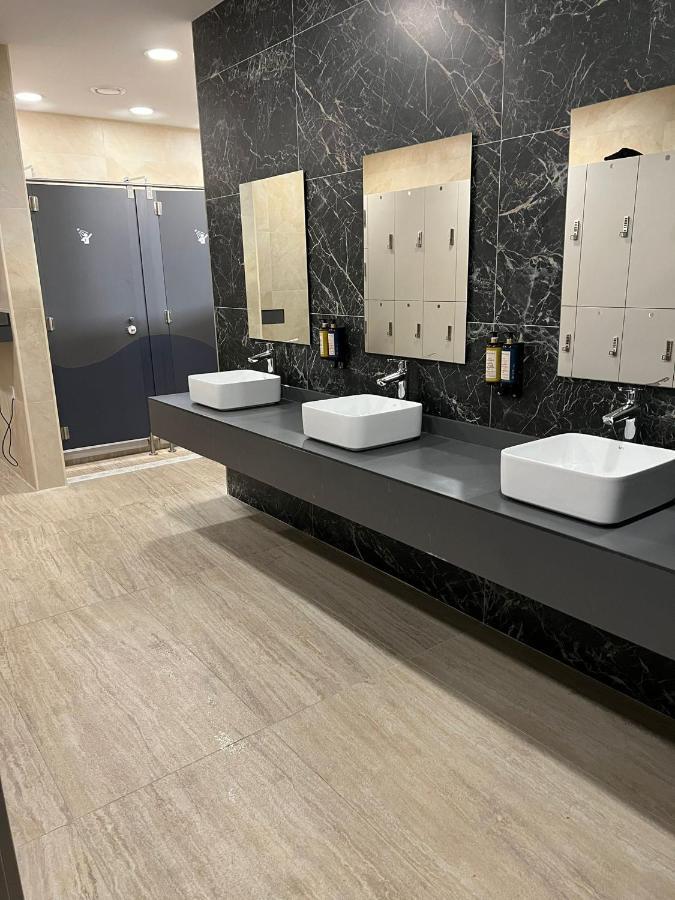Brand New Studio Near The Beach, 直布罗陀 外观 照片